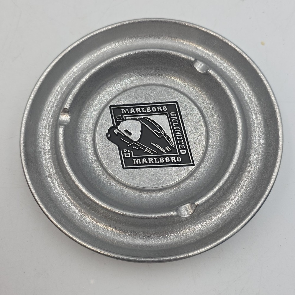 Vintage MARLBORO UNLIMITED GEAR Round Metal Ashtray RARE MINT IN PACKAGE